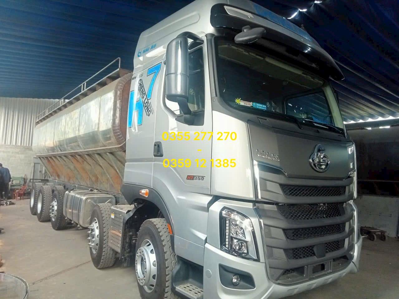 Xe bồn chở cám HCM