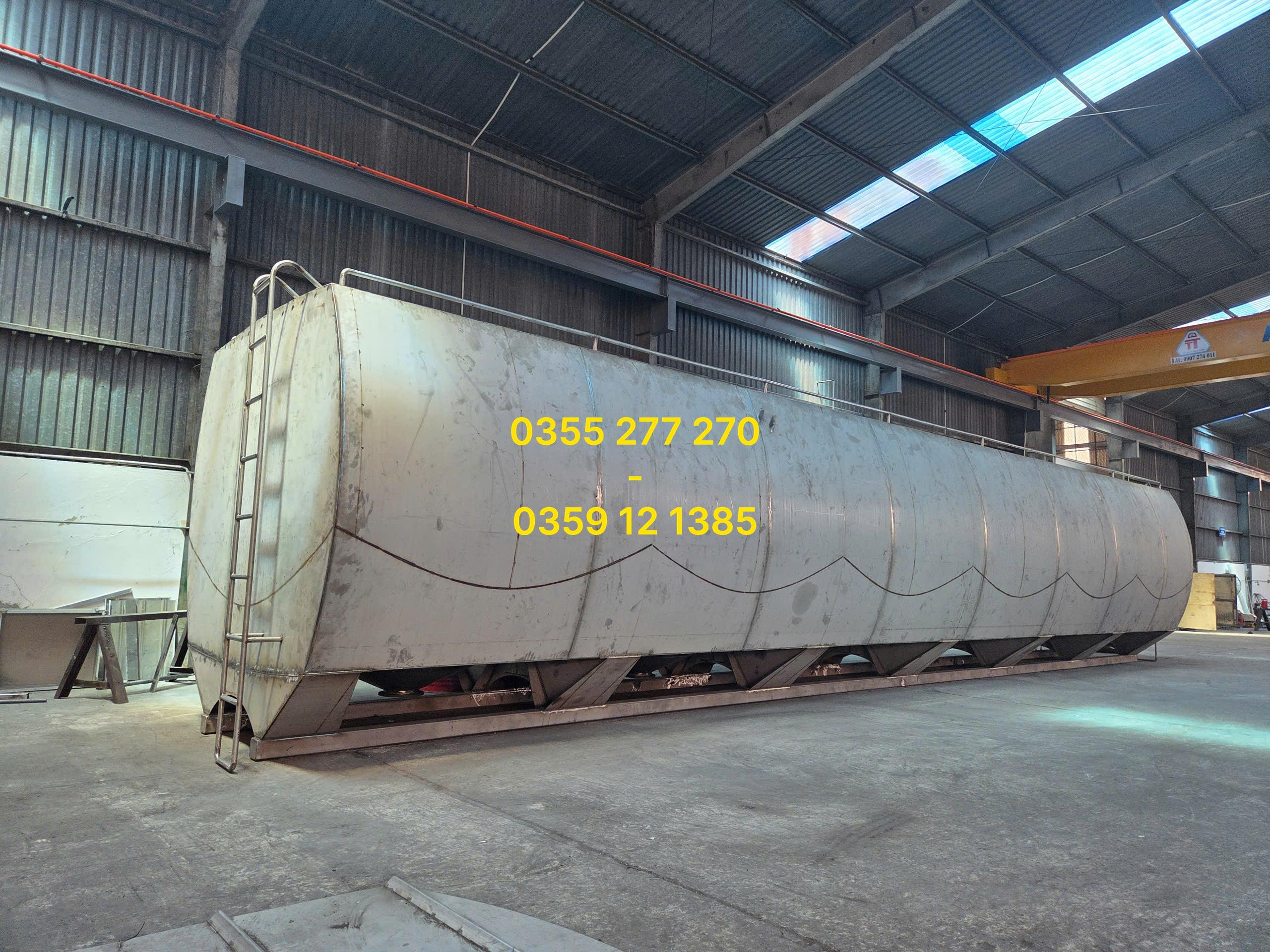 xe bồn chở cám HCM